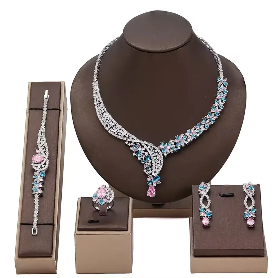 סטים חדשים של תכשיטי כלה לנשים